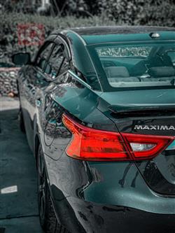 Nissan Maxima